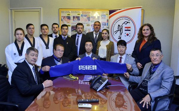 Confederación de Taekwondo firma convenio con Corea - Polideportivo - ABC Color