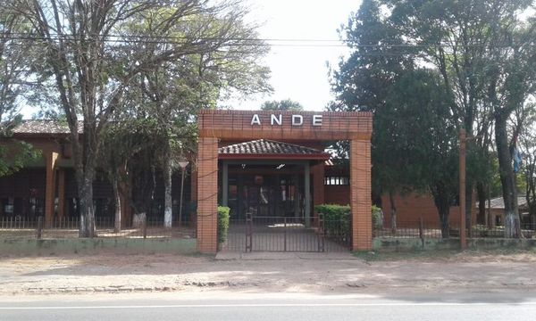 Funcionarios de la ANDE anuncian paro en Santaní - Nacionales - ABC Color