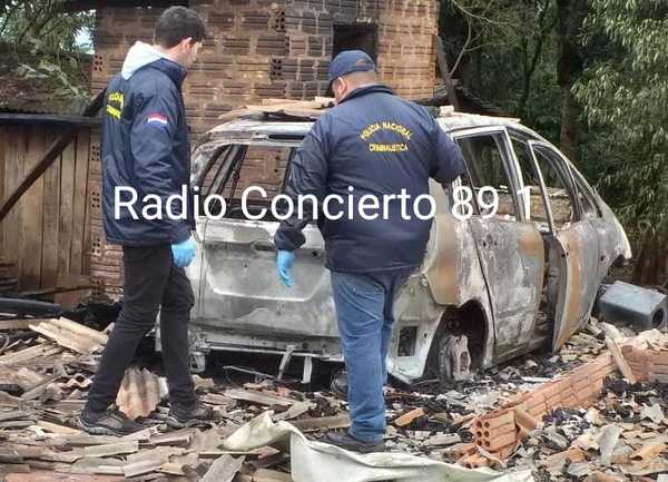 Incendio aparentemente provocado consume vivienda y automóvil