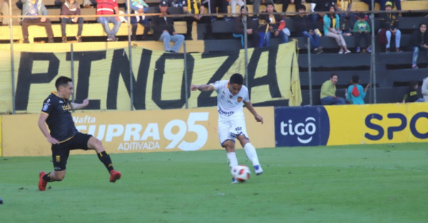 Luqueño hizo leñao del Cacique caído…