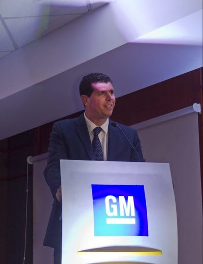 General Motors apunta a la cima del mercado