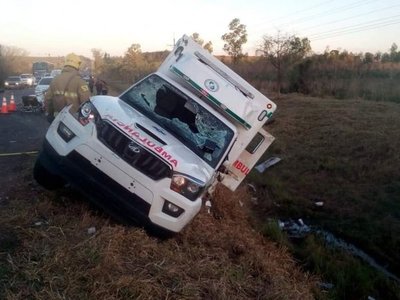 Paciente murió tras vuelco de una ambulancia