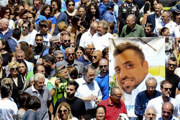 Multitudinario funeral de carabinero asesinado por turista estadounidense en Roma - Mundo - ABC Color