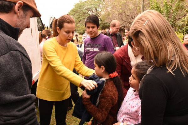 Santa Rosa: Jaymmy Careaga dona abrigo a niños del barrio Pablo Sexto - Digital Misiones