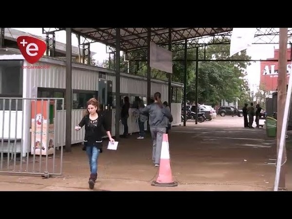 ENCARNACIÓN: VERIFICAN CERTIFICADOS DE VACUNACIÓN EN LA FRONTERA