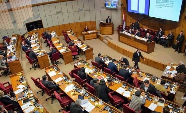 HOY / Levantan sesión en el Senado pero volverán a tratar acuerdo bilateral en nueva convocatoria