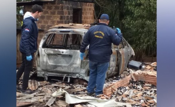 Vivienda y vehículo consumidos por incendio provocado