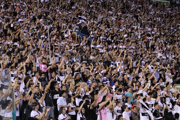 Gradería Sur, agotada para Olimpia ante Liga de Quito