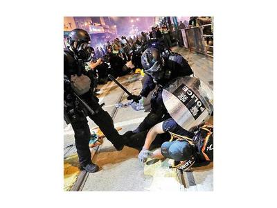 China solicita a Hong Kong castigar a  los violentos