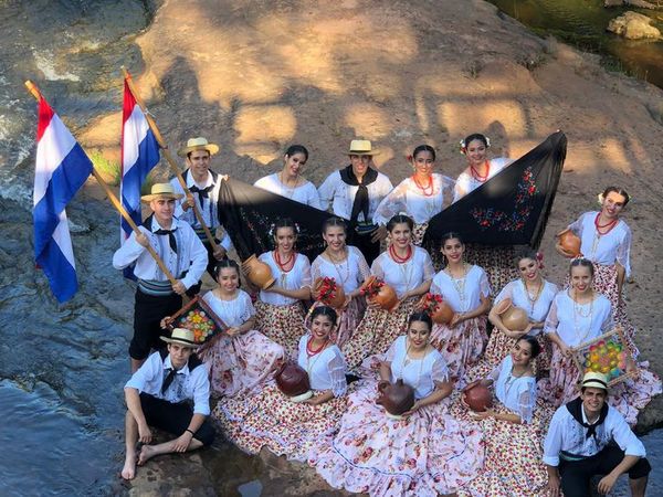 Artistas caacupeños se presentan en Francia - Nacionales - ABC Color