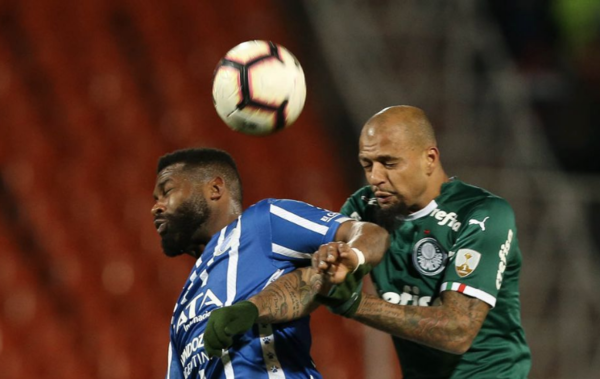 HOY / Un Palmeiras cercado por las dudas recibe en su feudo a Godoy Cruz en octavos