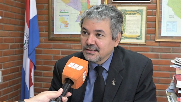 Denuncian presunto intento de robo de archivos en oficina de Juez de Filadelfia