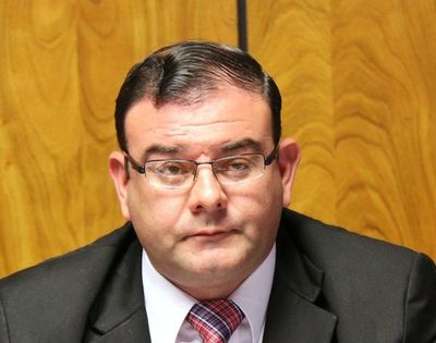 Otorgan medidas alternativas a la prisión al diputado Tomás Rivas » Ñanduti