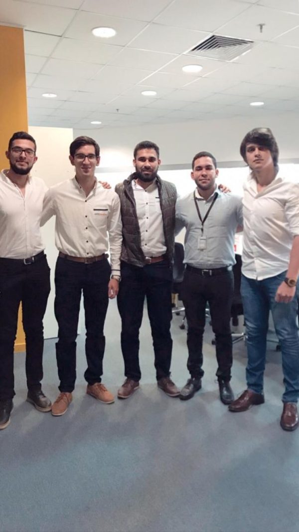 Amigos trascendieron con un negocio digital