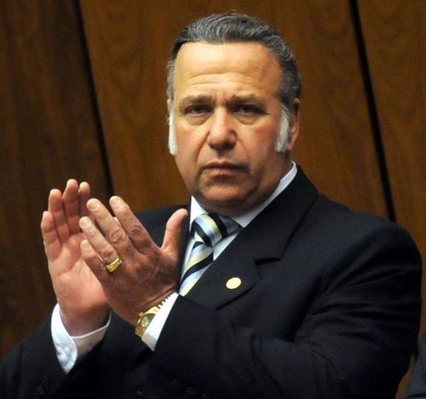 Dan prisión domiciliaria a González Daher y a su hijo