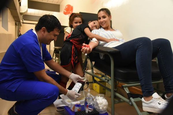 Con pocas gotas de sangre y tu voluntad, ayudarás a salvar vidas - Periodismo Joven - ABC Color