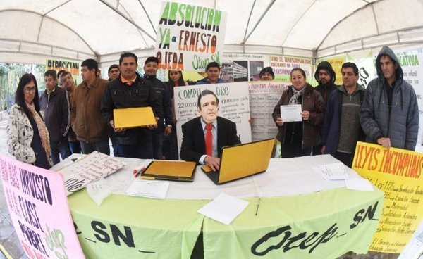 DNCP EXIGE AL MEC DOCUMENTOS POR “PRECIO LLAMATIVO” DE LAPTOPS