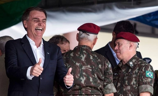 HOY / Reunión de gabinete en Brasil: piden a Bolsonaro que haga valer pacto secreto con Abdo