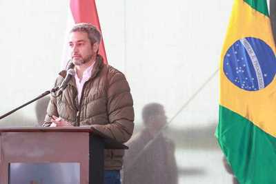 Mario Abdo se enreda en un laberinto brasileño a un año en el poder