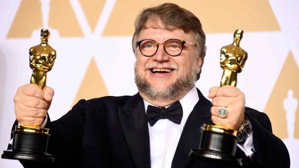 Guillermo del Toro tendrá su estrella en el Paseo de la Fama el 6 de agosto » Ñanduti
