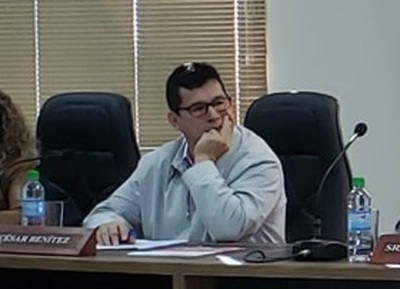 Concejal retorna a su banca luego de “tour amoroso”