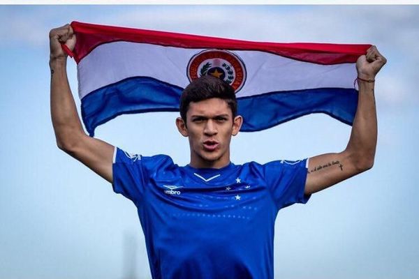 Cruzeiro presenta al paraguayo Ávalos - Fútbol - ABC Color