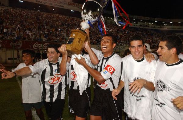 Los 114 del gumarelo - Fútbol - ABC Color