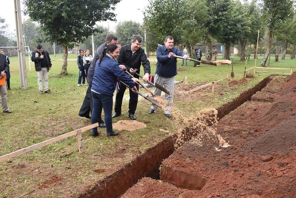 Comenzó construcción de dos aulas en Santiago - Nacionales - ABC Color