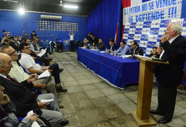 PLRA responsabiliza al Ejecutivo del acuerdo de Itaipú - Nacionales - ABC Color