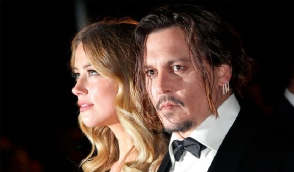 Johnny Depp denuncia por maltratos a su exesposa