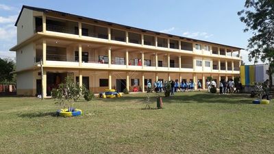 Habilitan mejoras en emblemático Colegio Nacional de Antequera