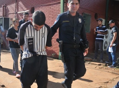 Desalmados padres son detenidos al tratar de vender su bebé de 12 días