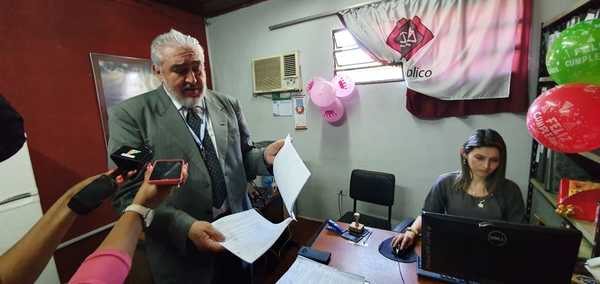 Gobernador denuncia ante Fiscalía desaparición de piezas de vehículos y maquinarias pesadas