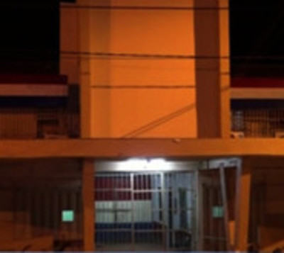 Trifulca de reos culmina en dos heridos - Paraguay.com
