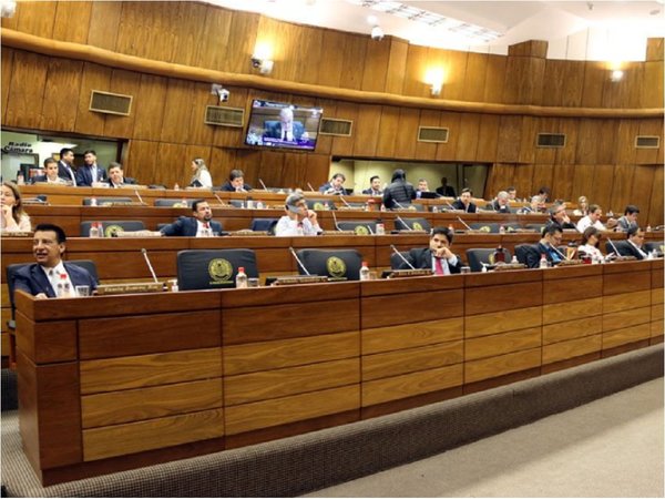 Diputados levantan sesión ordinaria y no podrán debatir sobre crisis política
