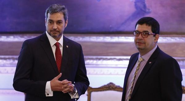 Itaipú: "El Ejecutivo no tiene credibilidad, Mario Abdo debería renunciar" » Ñanduti