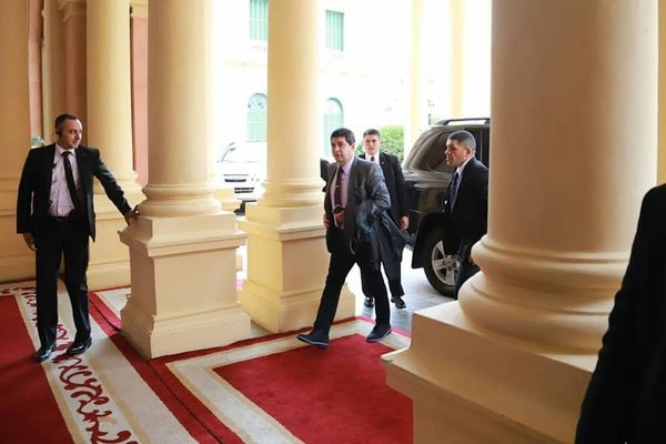 Por qué involucran al vicepresidente en el escándalo de Itaipú