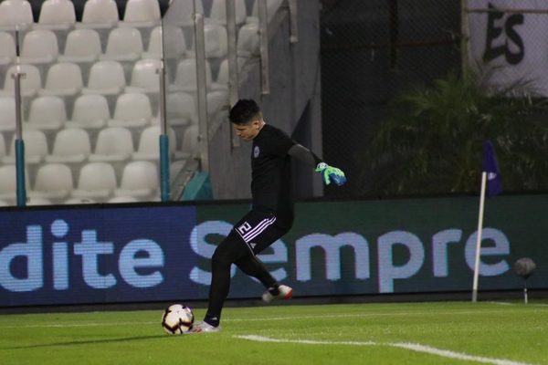 Olimpia fuera de la Copa: Alfredo Aguilar asume su error