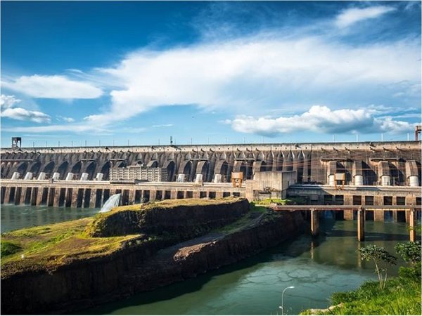 Brasil dice que inversionistas prefieren a Paraguay por la energía más barata
