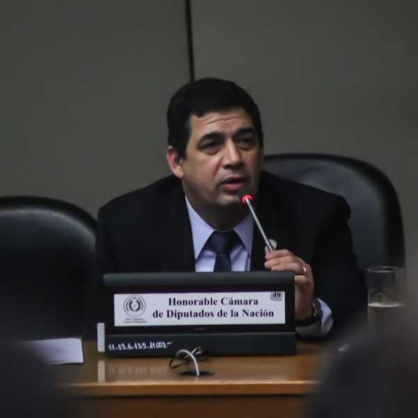 Vicepresidente aclara ante diputados que no tuvo participación en negociación de acta bilateral | .::Agencia IP::.