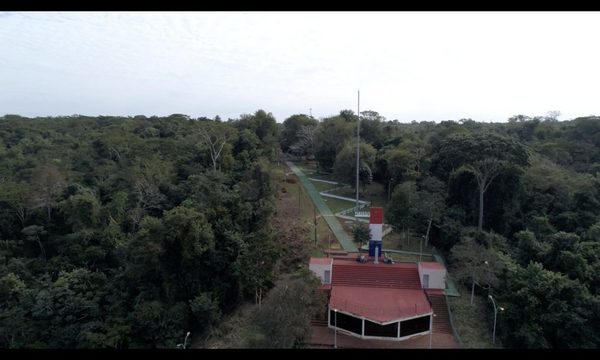 Bandera gigante flameará en Hito 3 Fronteras
