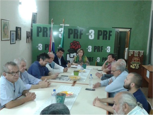 Oposición impulsará juicio político contra Abdo y Velázquez