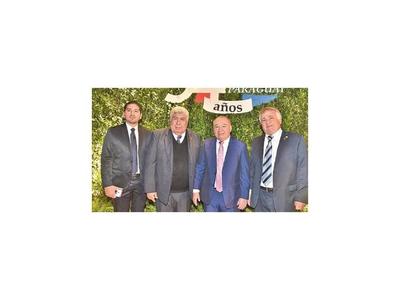 Encuentro de gala por 94    aniversario