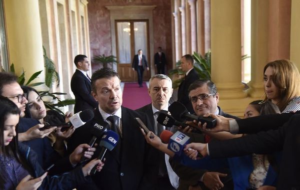 Arregui por Epifanía en Seprelad a días de examen clave sobre lavado - Economía - ABC Color