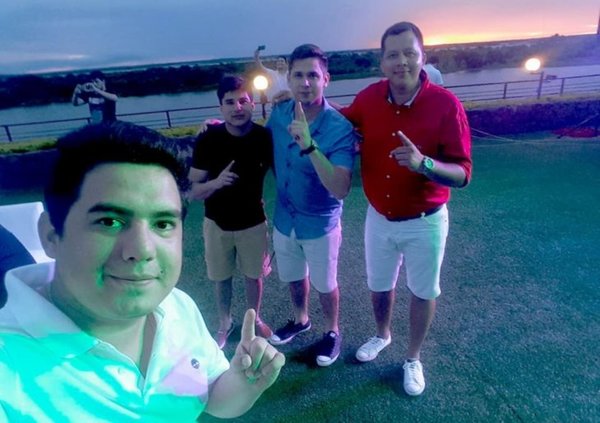 Velázquez tiene varios nexos con el joven lobista de empresa brasileña