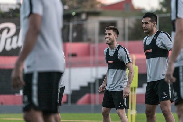 Libertad recibe a Gremio con la obligación de ganar | .::Agencia IP::.