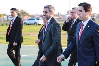 Presidente afirma estar dispuesto a dar pelea por un «Paraguay sin mafias» | .::Agencia IP::.