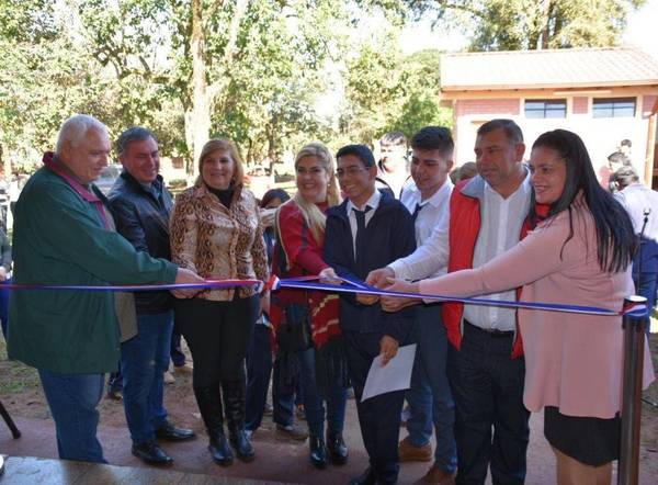 INAUGURAN OBRAS EN CÉNTRICO COLEGIO DE MAYOR OTAÑO