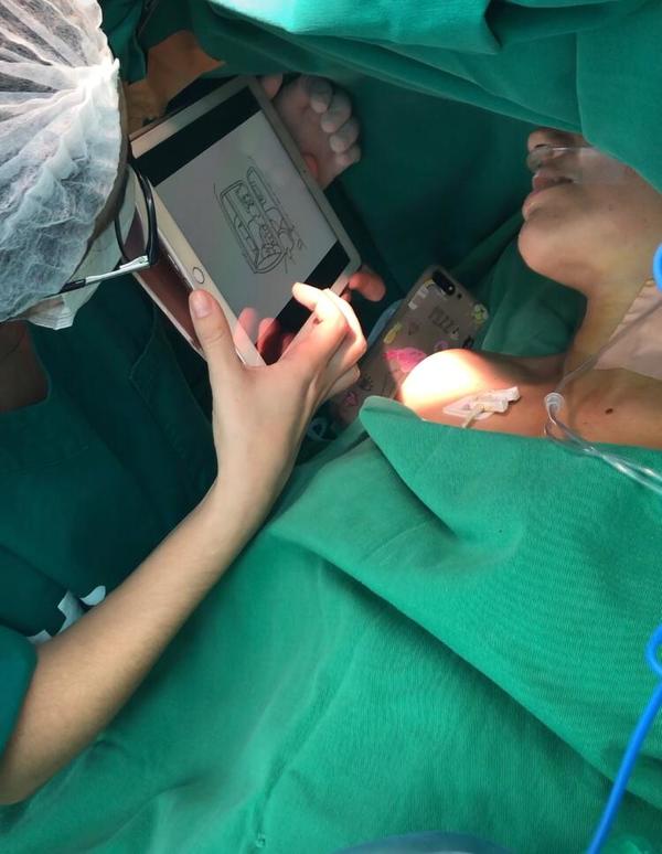 Clínicas: Neurocirujanos realizan exitosas intervenciones en pacientes despiertos con técnica adaptada al guaraní | San Lorenzo Py