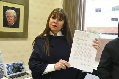 “Se vendieron por carguitos y negocitos”, cuenta diputada - Nacionales - ABC Color